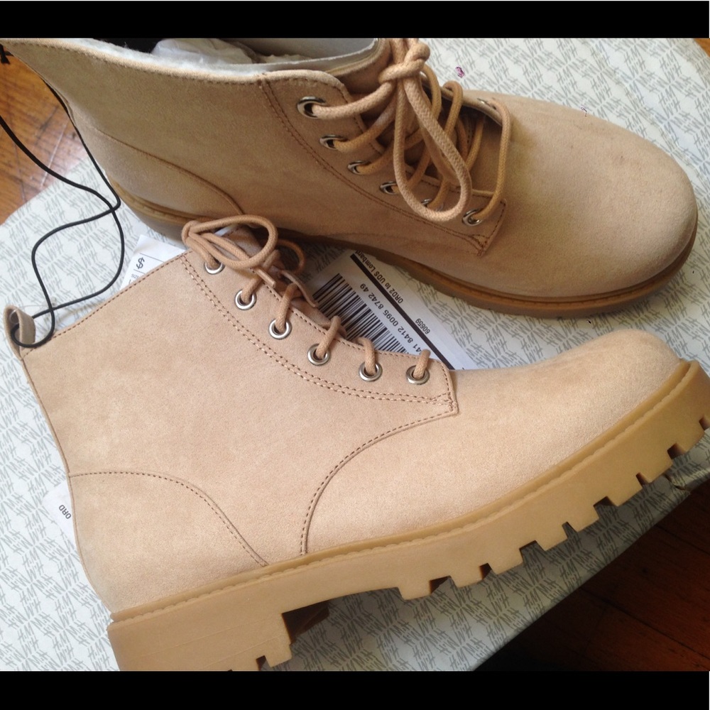 H&M Nude Suede Boots (NWT) BRAND NEW